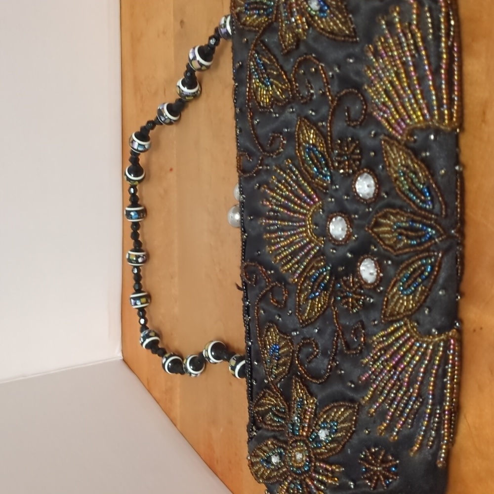 Beaded and sequin fashion clutch